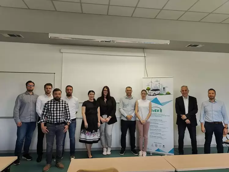 Θερινό σχολείο: «Ηλεκτροκίνηση και καινοτομία»