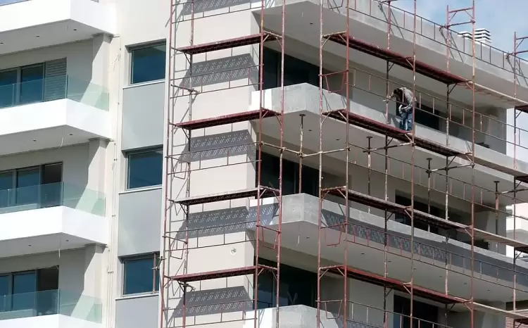 Βουτιά στις οικοδομικές άδειες άναψε ο νέος ΝΟΚ