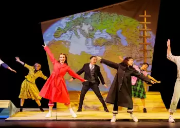 Υπαίθριο Δημοτικό Θέατρο Κοζάνης – “Το Καπλάνι της Βιτρίνας”