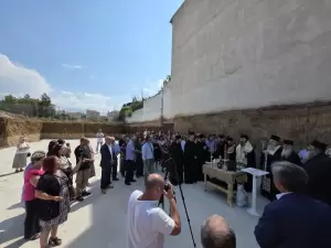 Αγιασμός για τον θεμέλιο λίθο του νέου Πνευματικού Κέντρου της Μητροπόλεως Φλωρίνης, Πρεσπών και Εορδαίας Αγιασμός για τον θεμέλιο λίθο του νέου Πνευματικού Κέντρου της Μητροπόλεως Φλωρίνης, Πρεσπών και Εορδαίας