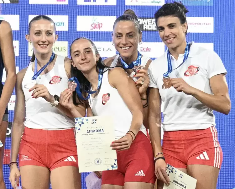 Χάλκινη η Στέλλα Τζικανούλα με τον Παμμηλιακό στη σκυταλοδρομία 4×400μ.