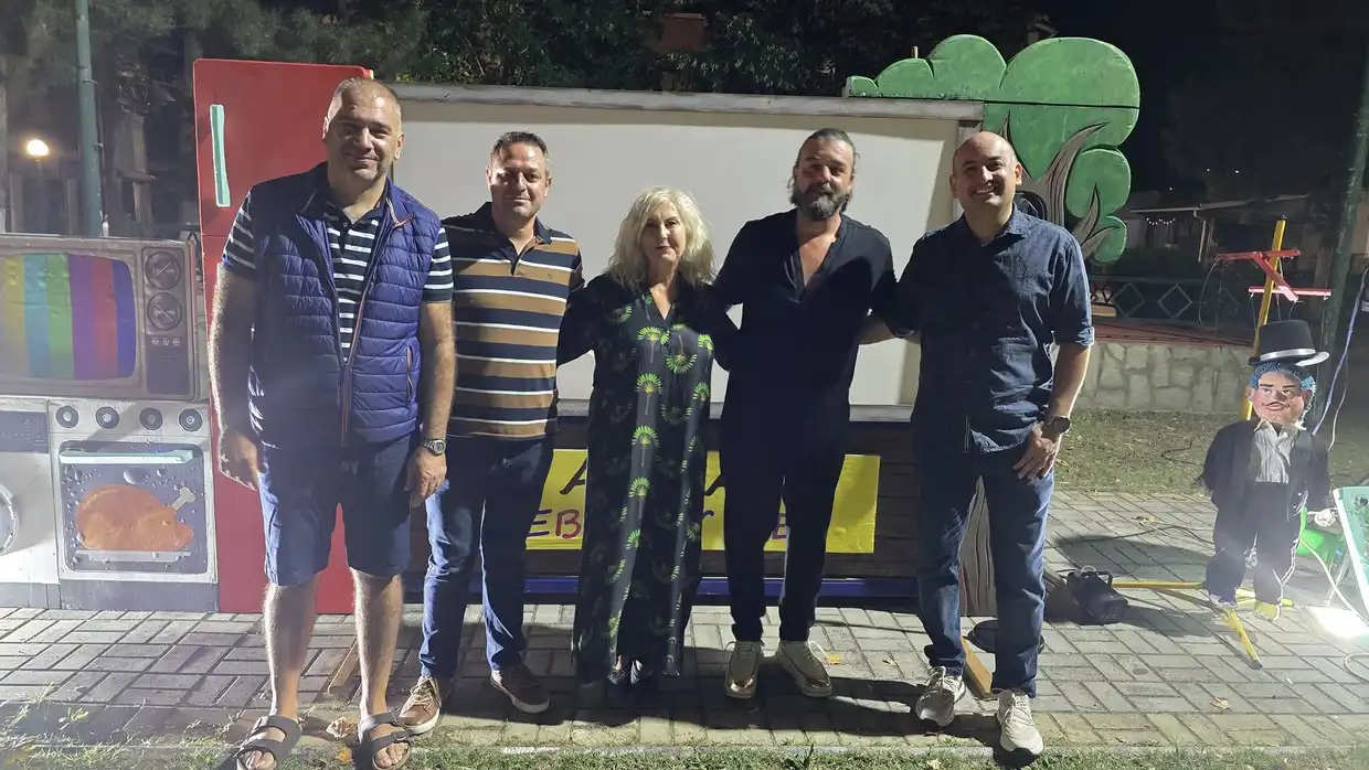 Διήμερο παραστάσεων Καραγκιόζη με τίτλο «ΑΜΕΑ, σεβάσου με» στον Δήμο Αμυνταίου Διήμερο παραστάσεων Καραγκιόζη με τίτλο «ΑΜΕΑ, σεβάσου με» στον Δήμο Αμυνταίου