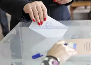 Δημοσκόπηση Interview: Πρώτη η ΝΔ με 25,9%