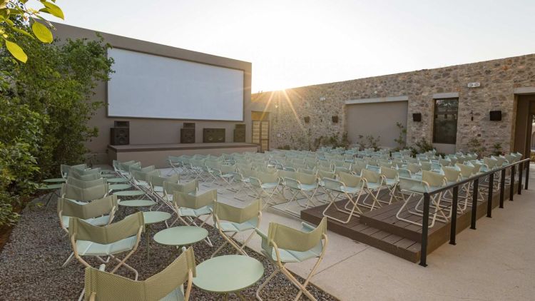 Δωρεάν προβολή ταινιών θερινού κινηματογράφου, από τον Δήμο Αμυνταίου και την Cosmote Telekom Roadshow Δωρεάν προβολή ταινιών θερινού κινηματογράφου, από τον Δήμο Αμυνταίου και την Cosmote Telekom Roadshow