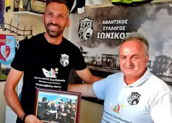 Επιστρέφει στις ρίζες του ο πανύψηλος τερματοφύλακας Μιχάλης Παπακώστας.