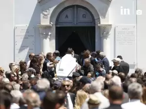 Έσπασε καρδιές ο αποχαιρετισμός του Αντώνη Σαμαρά στην κόρη του Έσπασε καρδιές ο αποχαιρετισμός του Αντώνη Σαμαρά στην κόρη του