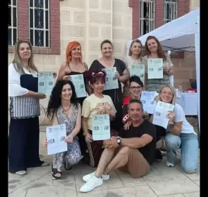 Γέμισε κόσμο, μνήμες, χρώματα, αρώματα, παιχνίδια και γεύσεις  ο αύλειος χώρος της εκκλησίας του Αγίου Νικολάου στον Κρόκο