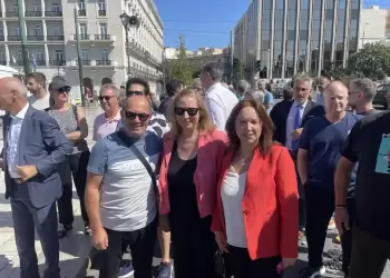 Καλλιόπη Βέττα: Η κυβέρνηση γνωρίζει μόνο την γλώσσα του αυταρχισμού, της ποινικοποίησης της συλλογικής έκφρασης και του κοινωνικού αυτοματισμού Καλλιόπη Βέττα: «Η κυβέρνηση γνωρίζει μόνο την γλώσσα του αυταρχισμού, της ποινικοποίησης της συλλογικής έκφρασης και του κοινωνικού αυτοματισμού