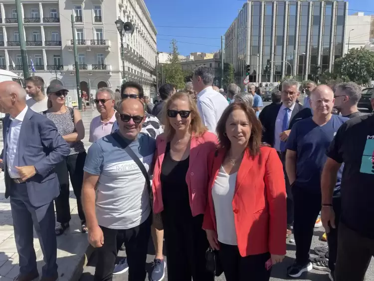 Καλλιόπη Βέττα: Η κυβέρνηση γνωρίζει μόνο την γλώσσα του αυταρχισμού, της ποινικοποίησης της συλλογικής έκφρασης και του κοινωνικού αυτοματισμού Καλλιόπη Βέττα: «Η κυβέρνηση γνωρίζει μόνο την γλώσσα του αυταρχισμού, της ποινικοποίησης της συλλογικής έκφρασης και του κοινωνικού αυτοματισμού