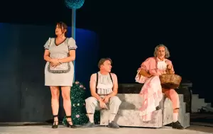 «Καλοκαίρι της κωμωδίας 2025»: Περιοδεία του ΔΗ.ΠΕ.ΘΕ. Σερρών με το έργο «Γιατρός με το στανιό» του Μολιέρου