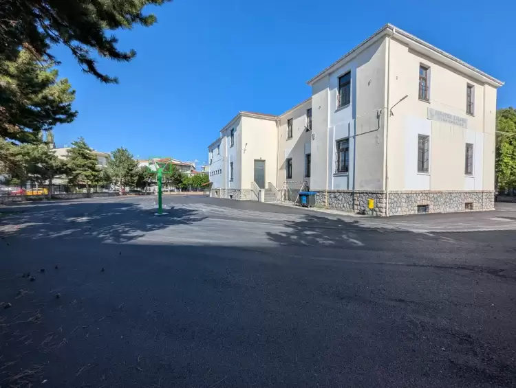 Νέες Αυλές για 3 Σχολεία του Δήμου Εορδαίας