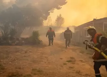 Πύρινη κόλαση στη Γαλλία:Η μεγαλύτερη φωτιά από το 1949 στη χώρα έχει κάψει έκταση ίση με το Παρίσι