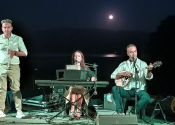 “Στο φως του φεγγαριού” στον Αρχαιολογικό Χώρο Πετρών