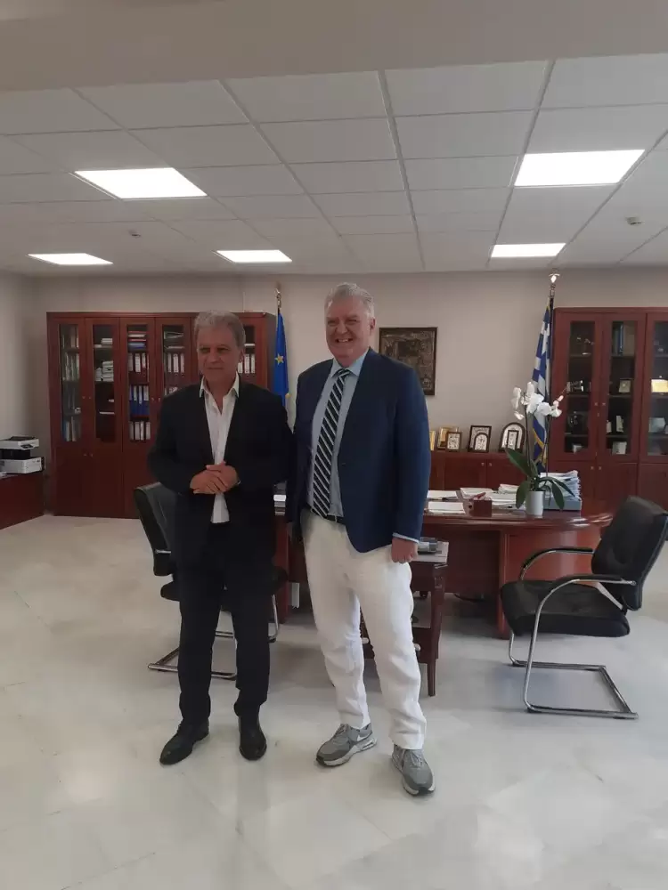 συνάντηση του Γραμματέα της Αποκεντρωμένης Διοίκησης Ηπείρου Δυτικής Μακεδονίας Δρ. Ιωάννη Σάββα, με τον Περιφερειάρχη Δυτικής Μακεδονίας κ. Γιώργο Αμανατίδη