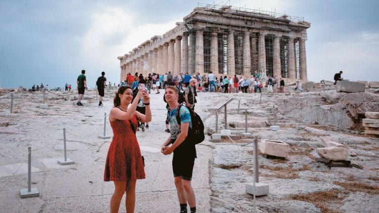 Το Top 5 των τουριστών στην Ελλάδα - Ποιες εθνικότητες ξόδεψαν τα περισσότερα χρήματα, ρεκόρ στις πτήσεις από ΗΠΑ Το Top 5 των τουριστών στην Ελλάδα – Ποιες εθνικότητες ξόδεψαν τα περισσότερα χρήματα, ρεκόρ στις πτήσεις από ΗΠΑ