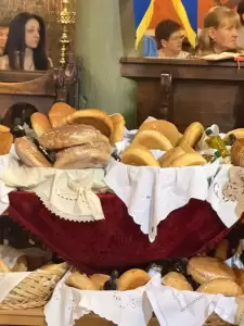 Βελβεντό: Εσπερινός για την γιορτή της Παναγίας