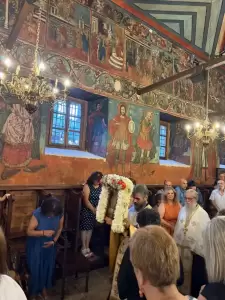 Βελβεντό: Εσπερινός για την γιορτή της Παναγίας