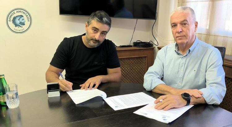 Υπογραφή εργολαβικού συμφωνητικού για αποκαταστάσεις ζημιών στην ΤΚ Φιλώτα