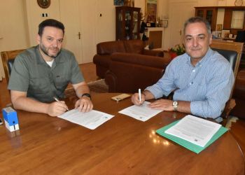 Υπεγράφη σύμβαση για τη συντήρηση και την επισκευή δώματος του 2ου Λυκείου και 2ου ΕΠΑΛ Κοζάνης Υπογράφθηκε σύμβαση για τη συντήρηση και την επισκευή δώματος του 2ου Λυκείου και 2ου ΕΠΑΛ Κοζάνης