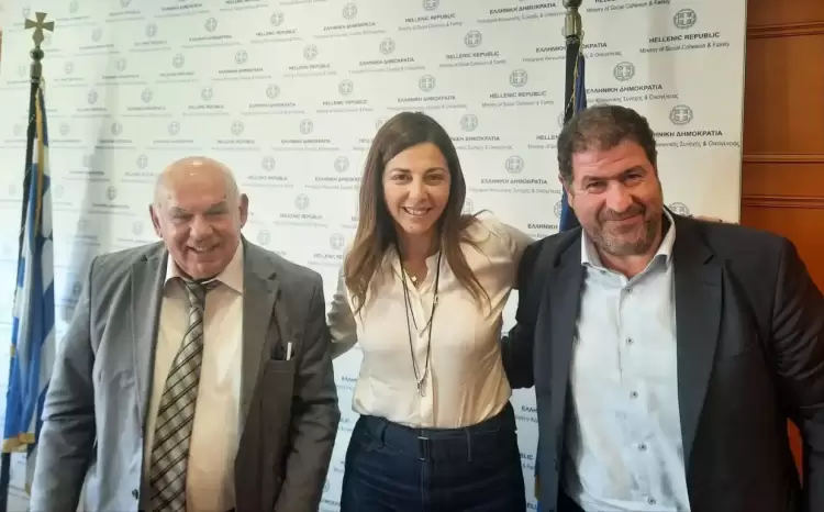 Eνα βήμα πριν από την οριστική ένταξη των σχολείων του Δήμου Γρεβενών στο πρόγραμμα «Σχολικά Γεύματα» Eνα βήμα πριν από την οριστική ένταξη των σχολείων του Δήμου Γρεβενών στο πρόγραμμα «Σχολικά Γεύματα»