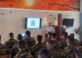 Eνημερωτική διάλεξη, για την οδική ασφάλεια στους στρατιώτες του Κέντρου  Νεοσυλλέκτων Γρεβενών