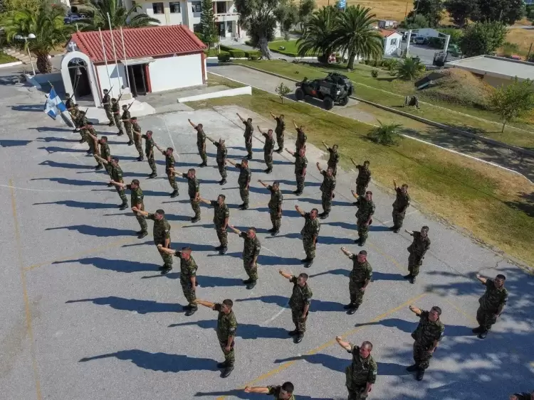 Ένστολοι: Νέο μισθολόγιο σε Ένοπλες Δυνάμεις και Σώματα Ασφαλείας – Πότε έρχεται η πρώτη αύξηση