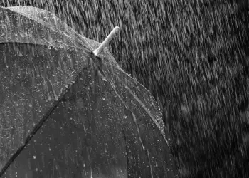 Καιρός: Ισχυρές καταιγίδες απόψε σε Μακεδονία και Θεσσαλία – Ζέστη με 37°c