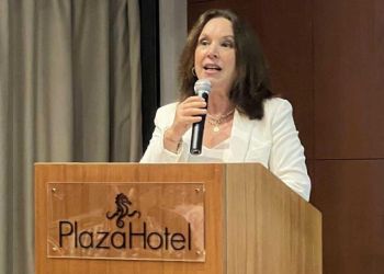 Καλλιόπη Βέττα: «Βιώσιμος και ανθεκτικός τουρισμός με επίκεντρο τον σεβασμό στους ανθρώπους και τον τόπο»