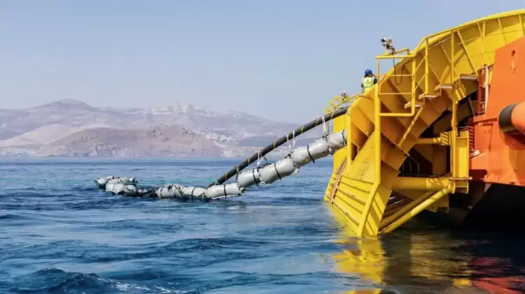 Κωστής Χατζηδάκης για το καλώδιο: Η Κύπρος να αποσαφηνίσει την στάση της Κωστής Χατζηδάκης για το καλώδιο: Η Κύπρος να αποσαφηνίσει την στάση της