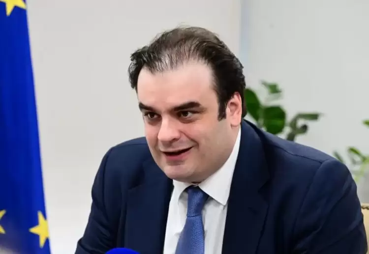 Κυριάκος Πιερρακάκης: «Από τα μέτρα της κυβέρνησης ωφελούνται όλοι οι πολίτες» Κυριάκος Πιερρακάκης: «Από τα μέτρα της κυβέρνησης ωφελούνται όλοι οι πολίτες»