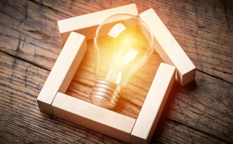 Με φθηνότερο ρεύμα στη ΔΕΘ ο πρωθυπουργός – Στήριξη νοικοκυριών και πίεση στους παρόχους