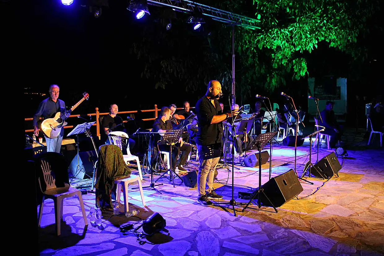 Μια βραδιά γεμάτη Ζαμπέτα στα Σέρβια Μια βραδιά γεμάτη Ζαμπέτα στα Σέρβια