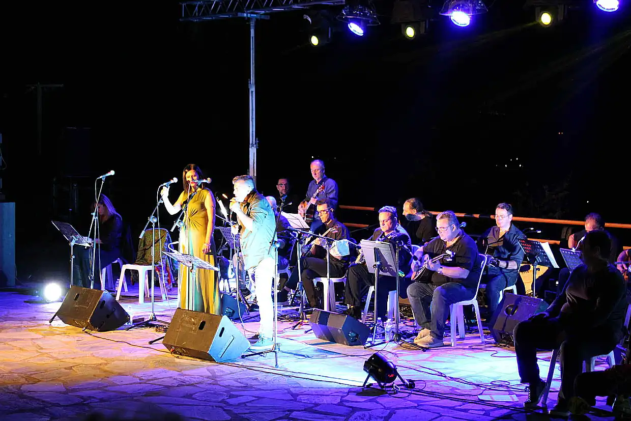 Μια βραδιά γεμάτη Ζαμπέτα στα Σέρβια Μια βραδιά γεμάτη Ζαμπέτα στα Σέρβια