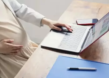 Νέα διάταξη για επίδομα κυοφορίας και λοχείας με 200 ένσημα Νέα διάταξη για επίδομα κυοφορίας και λοχείας με 200 ένσημα