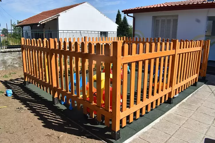 Παρεμβάσεις σε σχολικές μονάδες του Δήμου Φλώρινας για τη νέα σχολική χρονιά Παρεμβάσεις σε σχολικές μονάδες του Δήμου Φλώρινας για τη νέα σχολική χρονιά