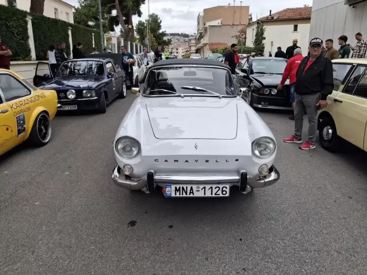 Περιήγηση κλασικών αυτοκινήτων στην Κοζάνη…