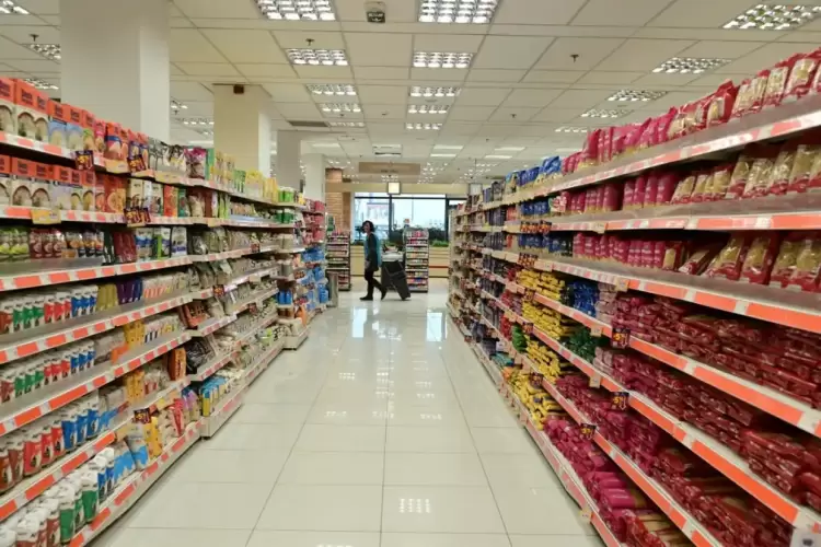 Σούπερ μάρκετ: Μείωση των τιμών σε 1.000 κωδικούς ζητά η ηγεσία του υπουργείου ανάπτυξης Σούπερ μάρκετ: Μείωση των τιμών σε 1.000 κωδικούς ζητά η ηγεσία του υπουργείου ανάπτυξης