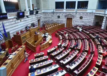 Η «σύγκρουση» κυβέρνησης – ΠΑΣΟΚ με φόντο τη ΔΕΘ