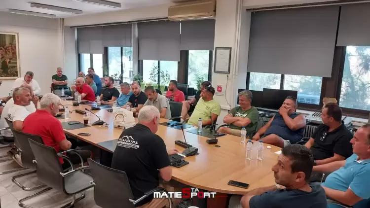 Συνάντηση Περιφέρειας – ΕΠΣ Κοζάνης – Σωματείων: Στο επίκεντρο η ενίσχυση των ομάδων με υλικά Συνάντηση Περιφέρειας – ΕΠΣ Κοζάνης – Σωματείων: Στο επίκεντρο η ενίσχυση των ομάδων με υλικά