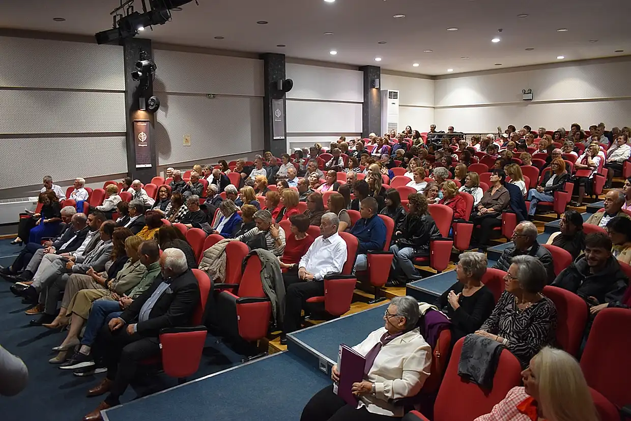 Θεατρική και μουσική εκδήλωση για την Παγκόσμια Ημέρα Ηλικιωμένων από τον Δήμο Φλώρινας Θεατρική και μουσική εκδήλωση για την Παγκόσμια Ημέρα Ηλικιωμένων από τον Δήμο Φλώρινας