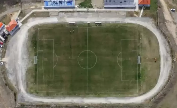  Ξεκινάει η κατασκευή συνθετικού τάπητα στο στάδιο Αιανής