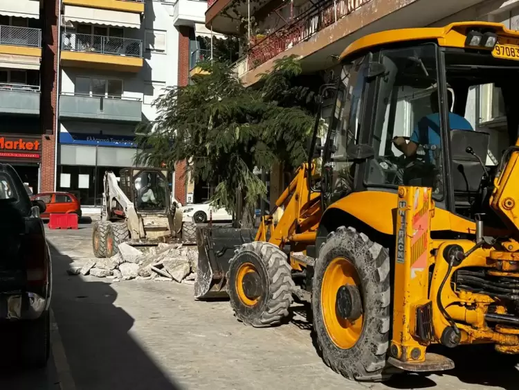 Ξεκίνησαν οι εργασίες για το Ανοιχτό Κέντρο Εμπορίου Φλώρινας Ξεκίνησαν οι εργασίες για το Ανοιχτό Κέντρο Εμπορίου Φλώρινας