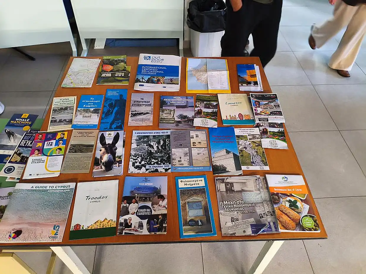 Erasmus Days στο 4ο Εσπερινό ΕΠΑΛ Κοζάνης — Παρουσίαση Erasmus+ Erasmus Days στο 4ο Εσπερινό ΕΠΑΛ Κοζάνης — Παρουσίαση Erasmus+