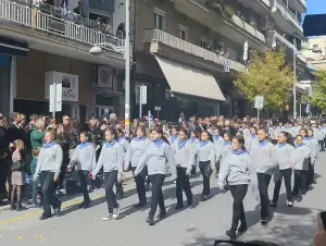 Κοζάνη: Με λαμπρότητα τιμήθηκε η ημέρα της ιστορικής μνήμης της 28ης Οκτωβρίου 1940 (βίντεο & εικόνες) Live η Παρέλαση της Κοζάνης: Η 28η Οκτωβρίου Γιορτάζεται με Λαμπρότητα