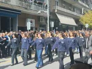 Κοζάνη: Με λαμπρότητα τιμήθηκε η ημέρα της ιστορικής μνήμης της 28ης Οκτωβρίου 1940 (βίντεο & εικόνες) Live η Παρέλαση της Κοζάνης: Η 28η Οκτωβρίου Γιορτάζεται με Λαμπρότητα