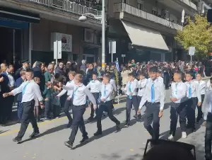 Κοζάνη: Με λαμπρότητα τιμήθηκε η ημέρα της ιστορικής μνήμης της 28ης Οκτωβρίου 1940 (βίντεο & εικόνες) Live η Παρέλαση της Κοζάνης: Η 28η Οκτωβρίου Γιορτάζεται με Λαμπρότητα