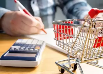 O Οκτώβριος φέρνει «ανάσα» σε τιμές ρεύματος, σούπερ μάρκετ και πληθωρισμό  