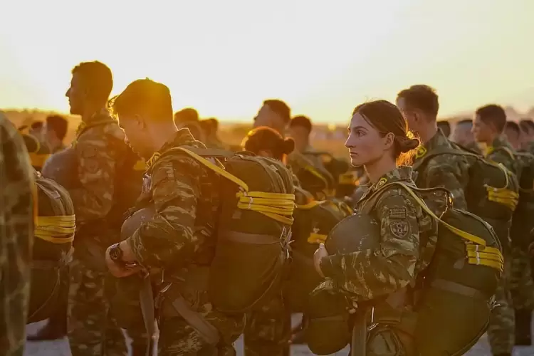 Αλλάζει η στρατιωτική εκπαίδευση Μπαίνουν τα Drones και οι νέες τεχνολογίες