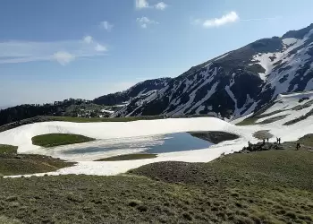 Ανάβαση στην Δρακόλιμνη του Σμόλικα