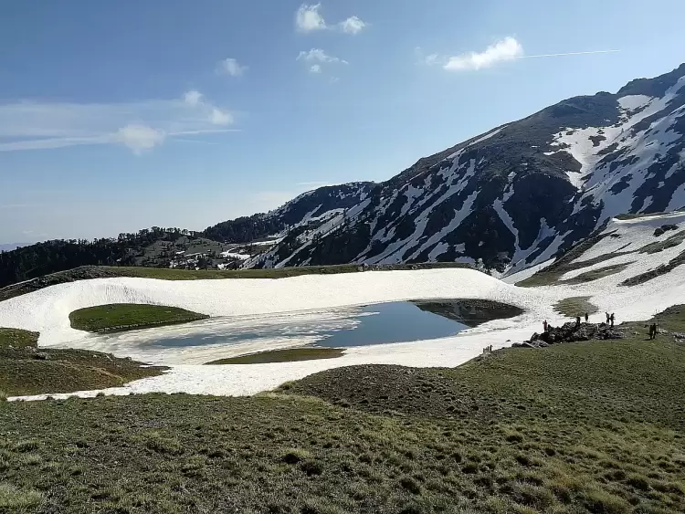 Ανάβαση στην Δρακόλιμνη του Σμόλικα